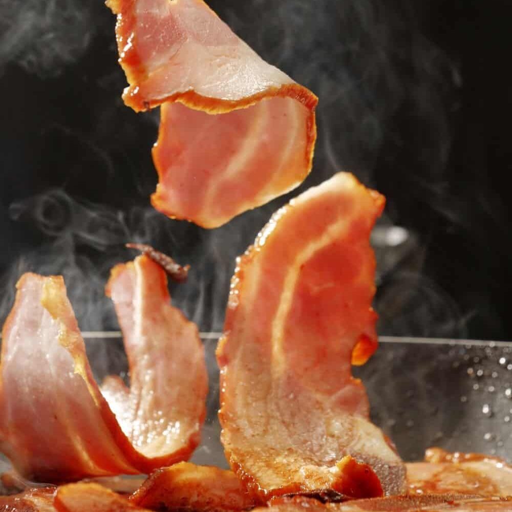 بیکنهای متنوع سورن شامل بیکن بوقلمون، بیکن گوساله و بیکن مرغ، آماده سرخ شدن و سرو در صبحانه یا ساندویچ با شرکت پخش عمده موادغذایی نارین در مشهد و اقصی نقاط استان خراسان رضوی